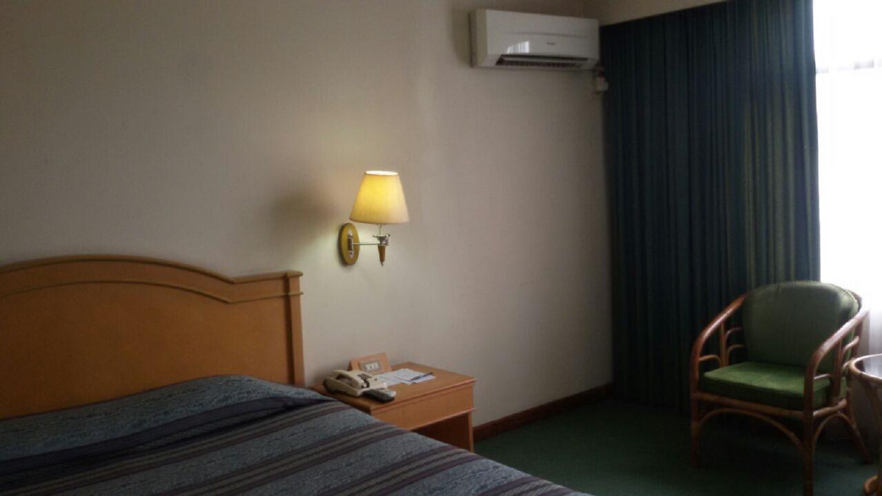 Hotel Sandjaja Палембанг Экстерьер фото