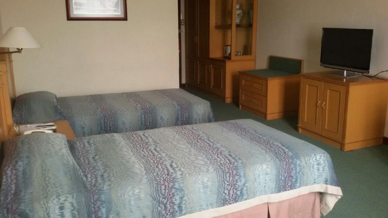 Hotel Sandjaja Палембанг Экстерьер фото
